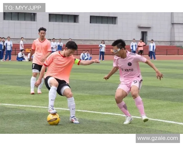 昌都职校足球球星奋勇拼搏展现校园体育精神风采